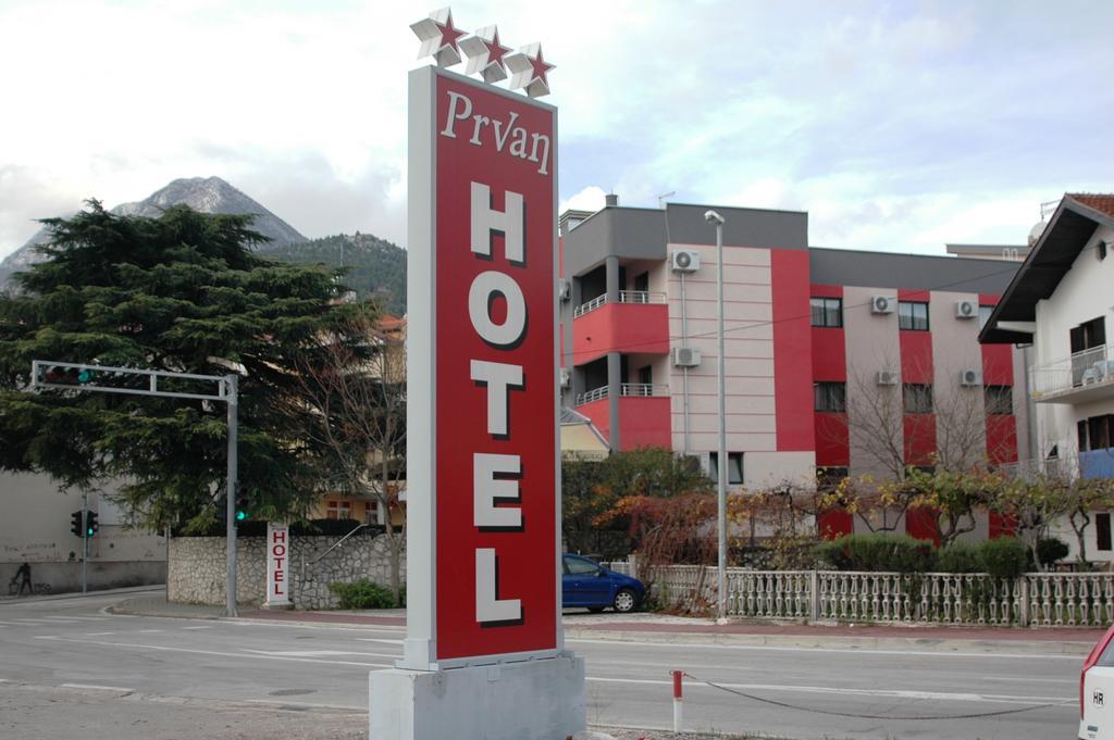 Hotel Prvan Vrgorac Exterior foto